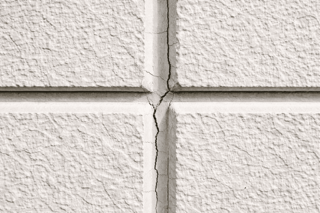 シーリングの軽微なひび